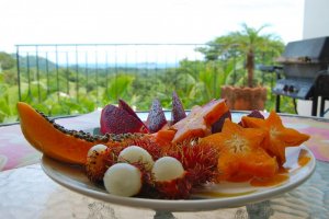 Экзотические фрукты, которые могут испортить вам отпуск