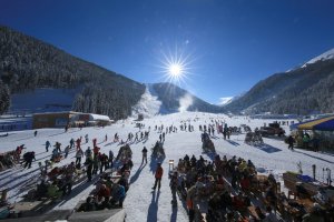 В Болгарии горнолыжные курорты примут туристов без справок и тестов