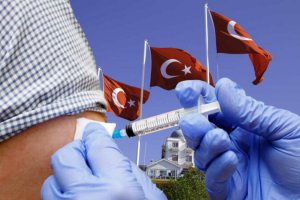Турция не принимает туристов с прививкой 