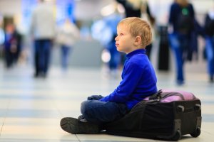 В России изменится порядок выезда детей за границу с одним из родителей