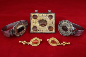 Коллекция украшений  аланских племён III века н.э. найдена в Крыму