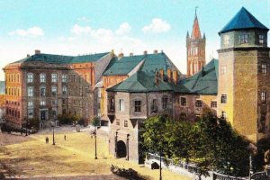 Закон и наука не позволят восстановить Королевский замок в Калининграде
