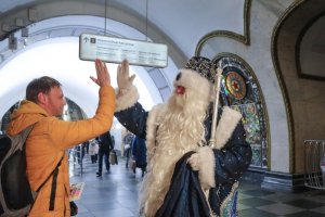 Метро Москвы и МЦК будут работать круглосуточно в новогоднюю ночь