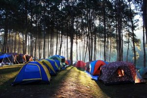 Лучшие места для отдыха с палатками в России