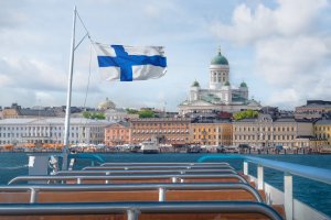 Финляндия сокращает выдачу туристических виз россиянам
