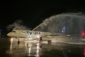 Сочи принял первый пассажирский рейс на Ту-214