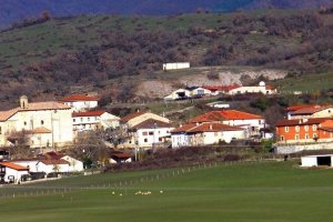 В Испании продают целую деревню по цене дома