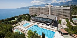 Hotel «Yalta-Intourist» (отель «Ялта-Интурист»)